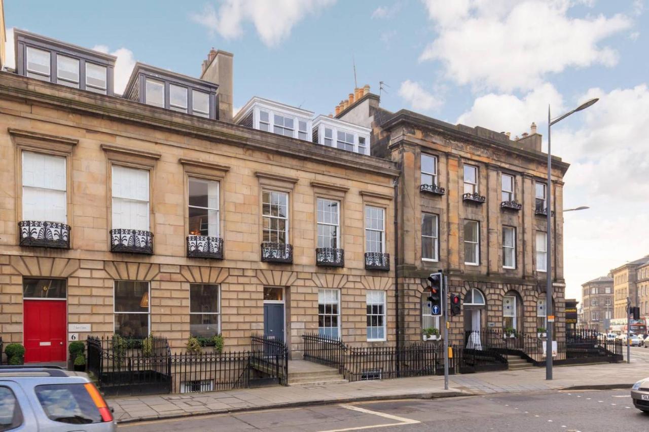 Joivy Luxurious 2Br Home Near Haymarket Station Edimburgo Esterno foto