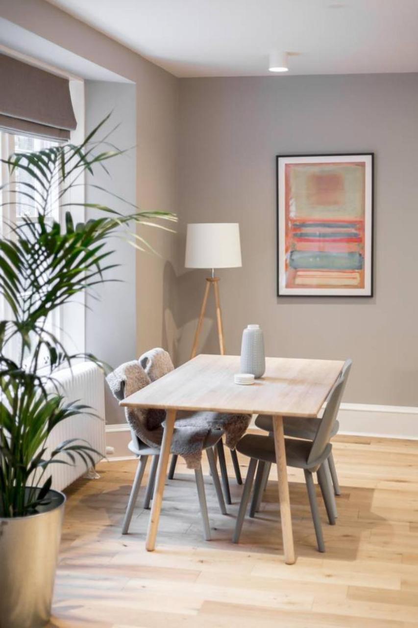 Joivy Luxurious 2Br Home Near Haymarket Station Edimburgo Esterno foto